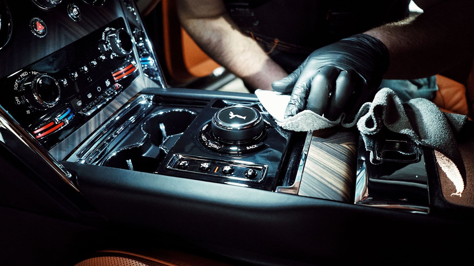  EtherealNet  : Detailing auto de precizie